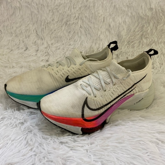 -NIKE AIR ZOOM X TEMPO NEXT % FLYNIT WOMEN WHITE SNEAKERS SIZE -8 - Picture 1 of 10